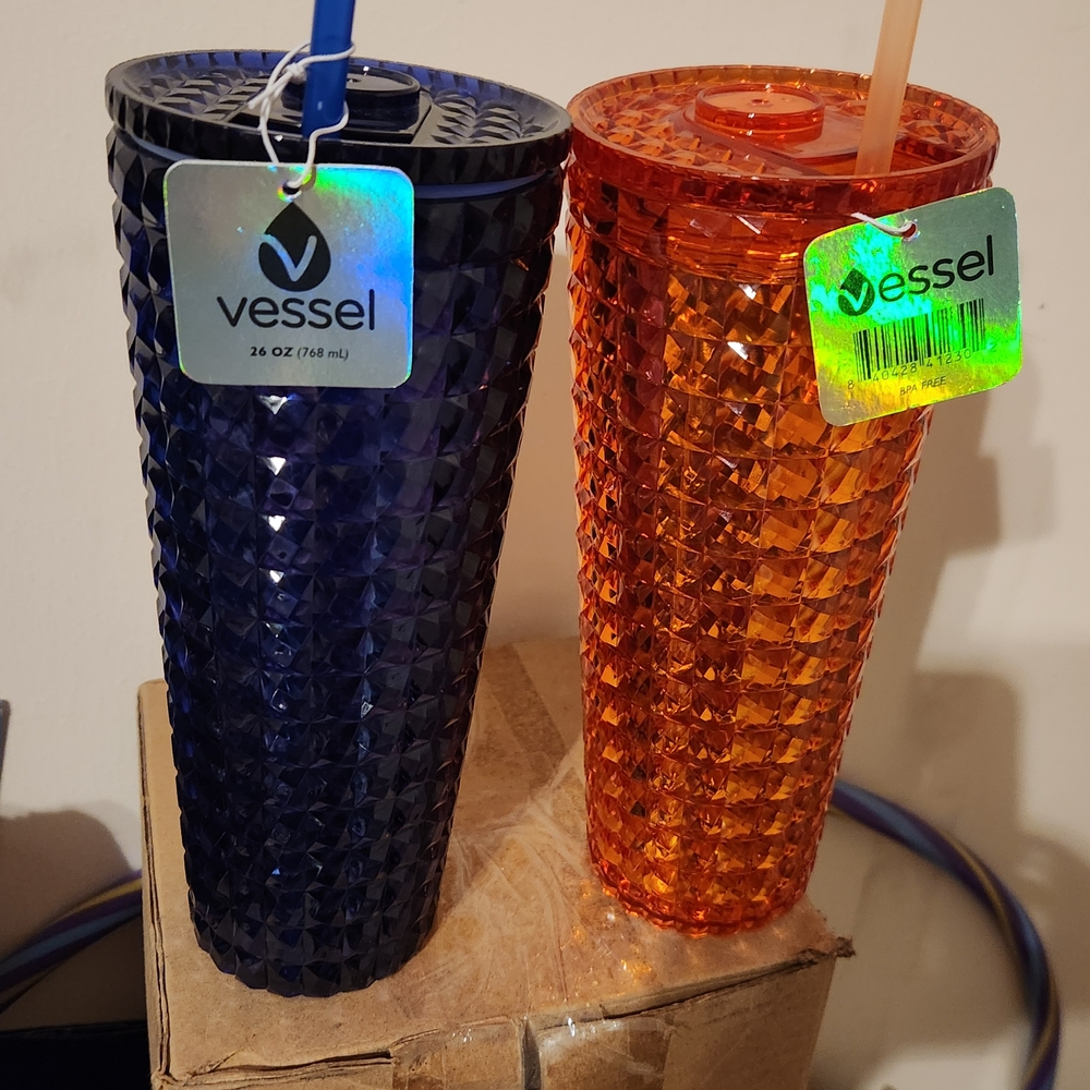 Blue and Orange Textured Tumblers 26 Fluid Ounces
